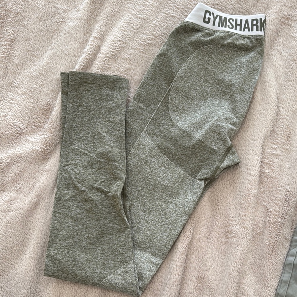 Gymshark women’s Olive Green Workout Leggings - size M